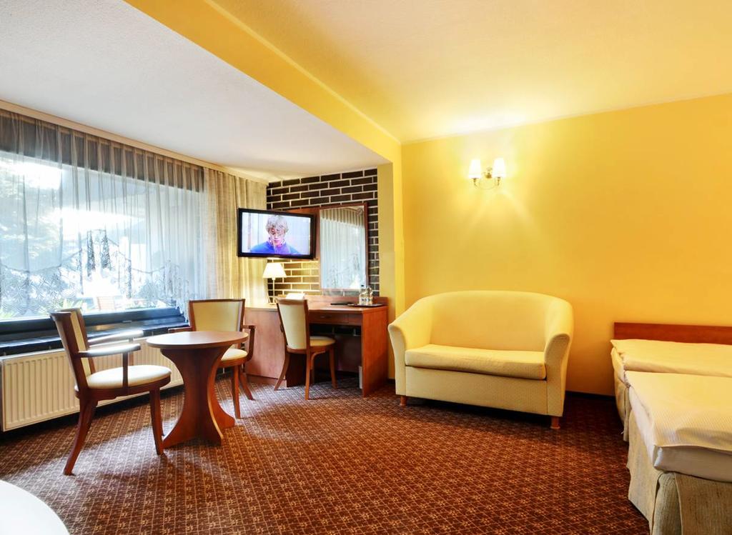 Hotel Astra Tajemniczy Ogrod ポズナン エクステリア 写真